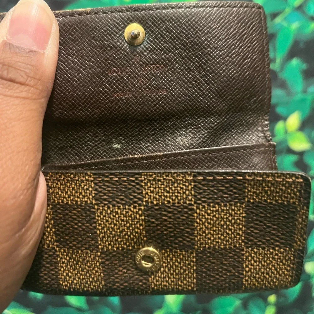 Lv damier ebene keyholder
